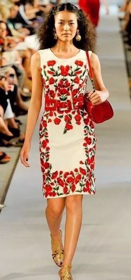 烏克蘭民族服飾 融合美感與歷史回味的藝術(shù)結(jié)晶